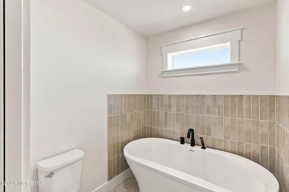 307 Ohanlon Avenue Bayville, NJ 08721