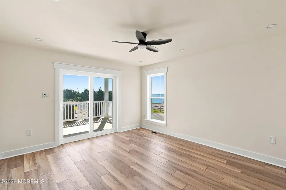 307 Ohanlon Avenue Bayville, NJ 08721
