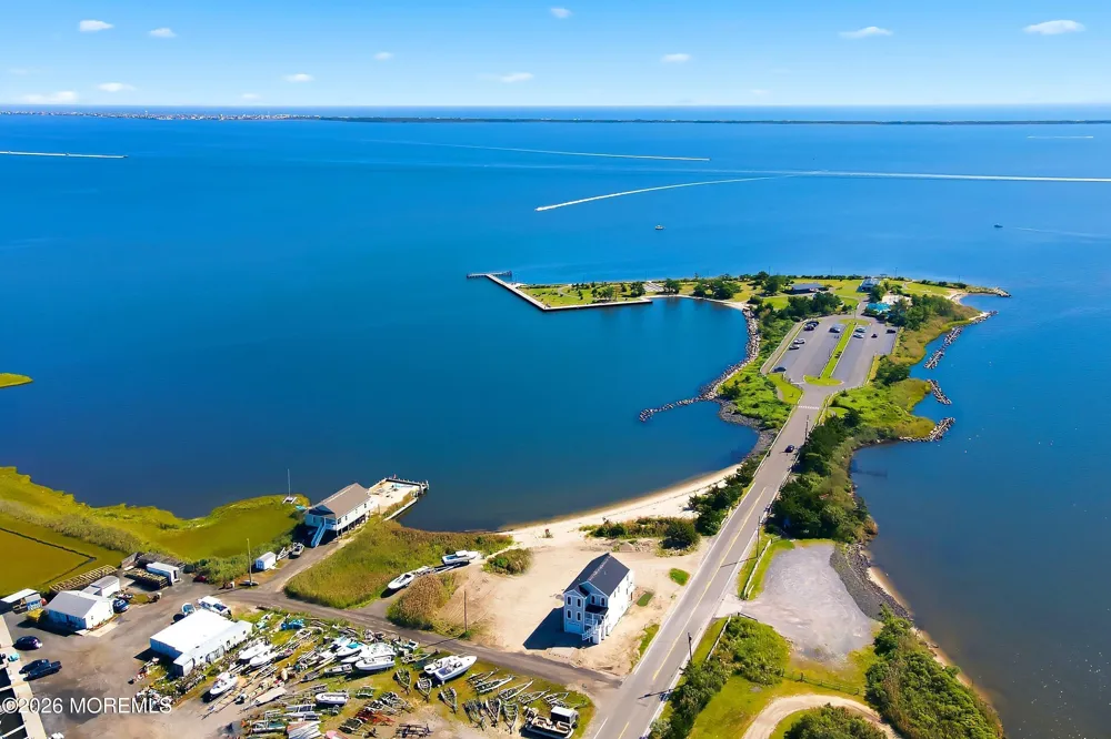 307 Ohanlon Avenue Bayville, NJ 08721