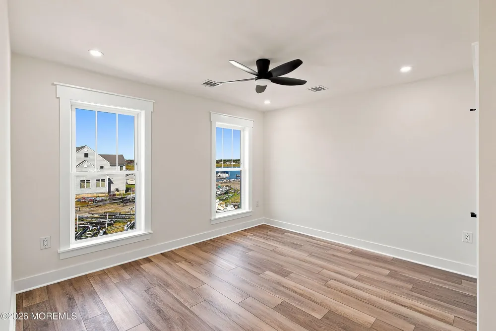 307 Ohanlon Avenue Bayville, NJ 08721