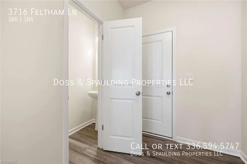 3716 Feltham Lane Jamestown, NC 27282
