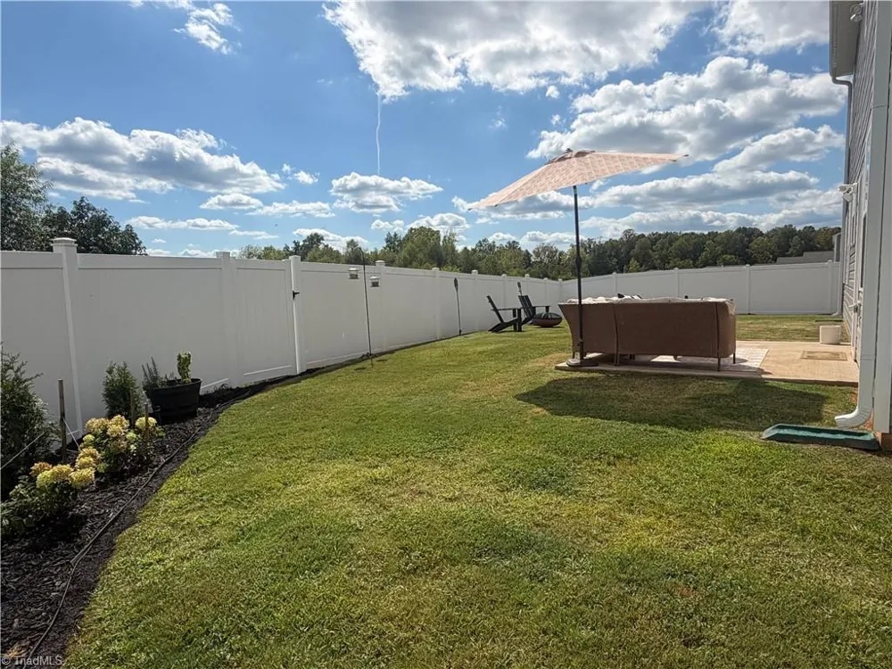 6947 Saddlebred Drive Trinity, NC 27370