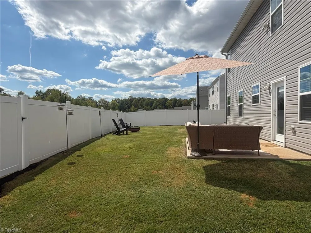6947 Saddlebred Drive Trinity, NC 27370