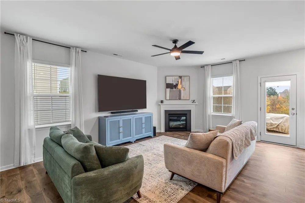 6947 Saddlebred Drive Trinity, NC 27370