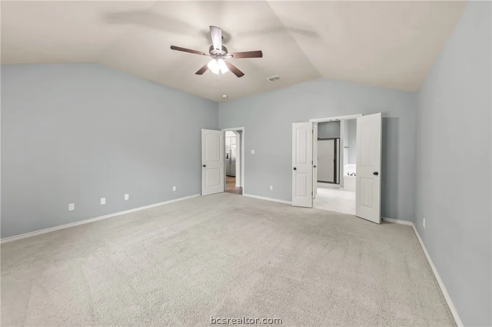 15418 Meadow Pass College Station, TX 77845