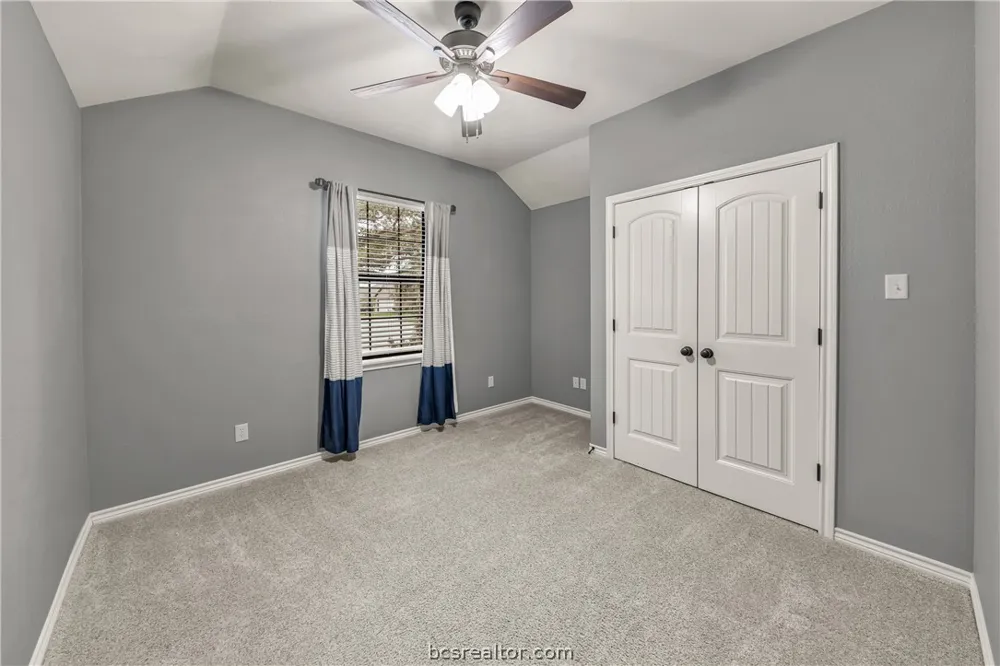 15418 Meadow Pass College Station, TX 77845