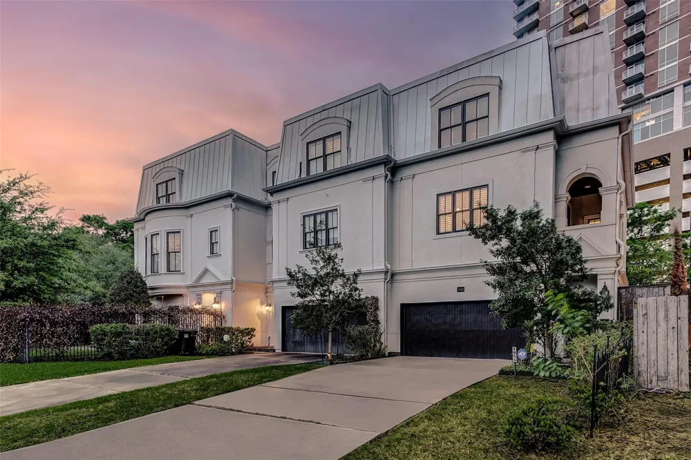 1955 Sheridan Street Houston, TX 77030