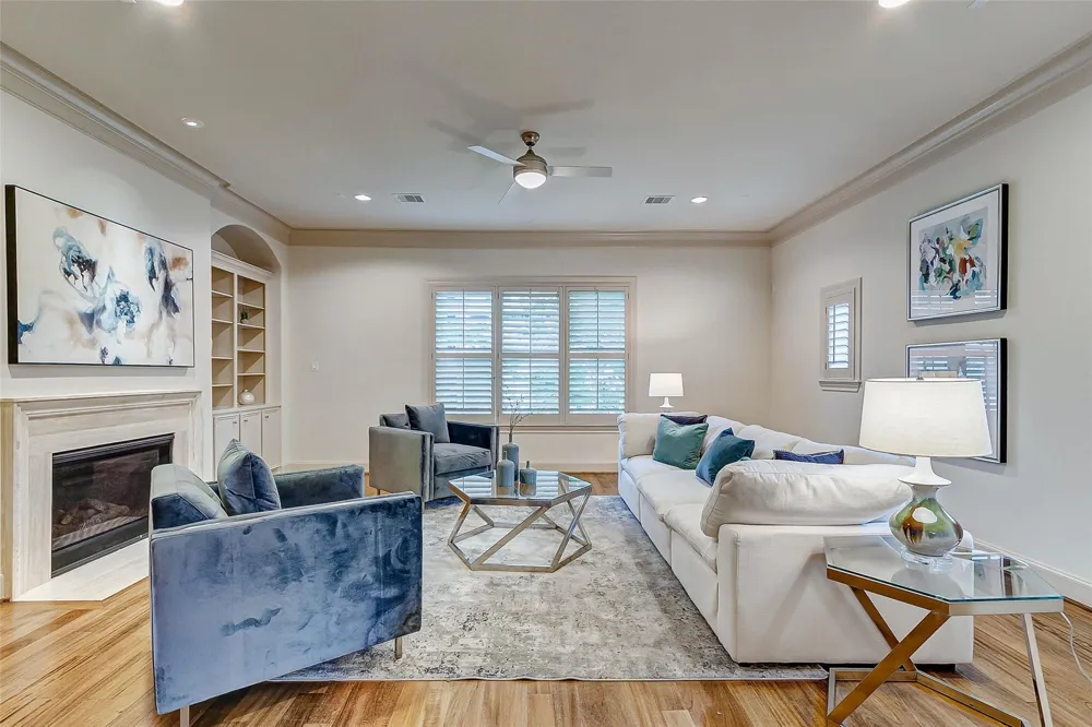 1955 Sheridan Street Houston, TX 77030