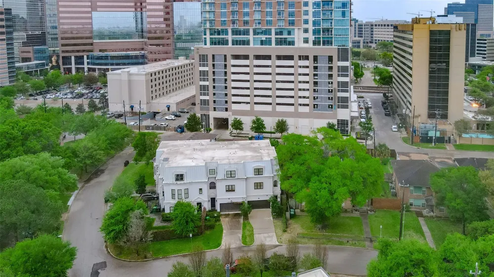 1955 Sheridan Street Houston, TX 77030