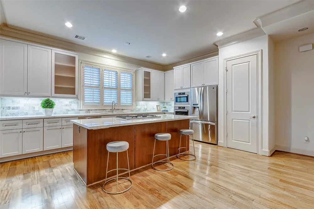 1955 Sheridan Street Houston, TX 77030