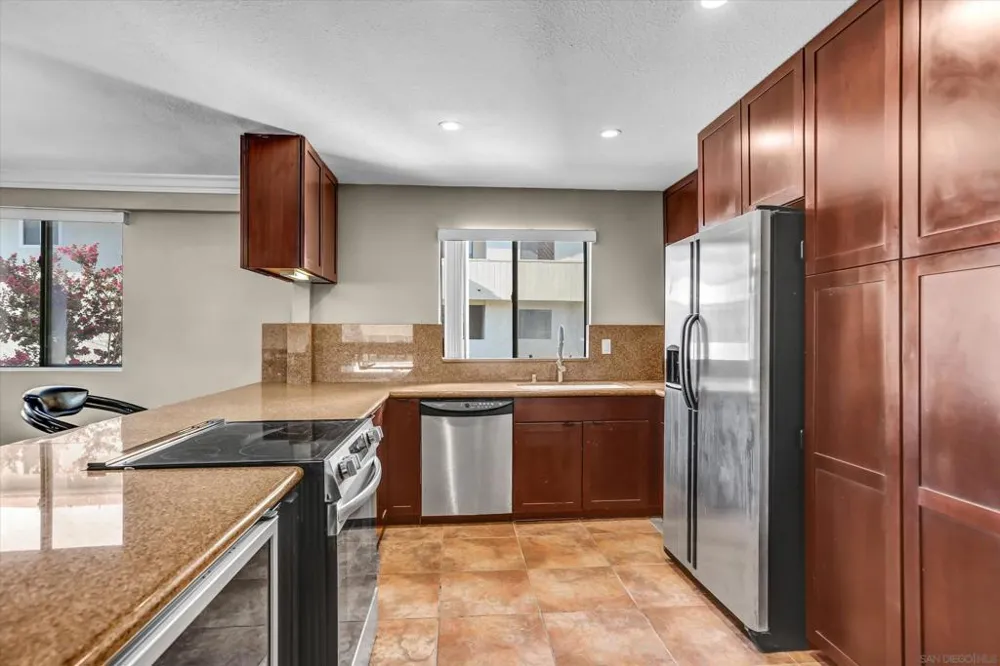 4050 La Jolla Village Drive La Jolla, CA 92037