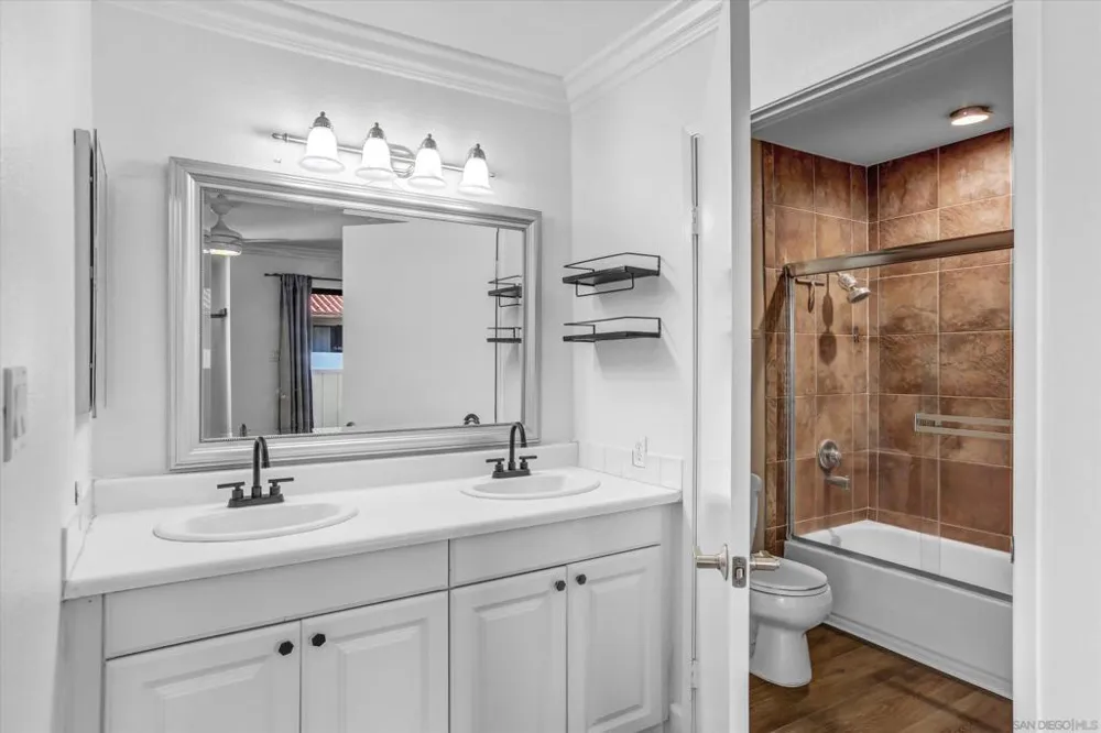 4050 La Jolla Village Drive La Jolla, CA 92037