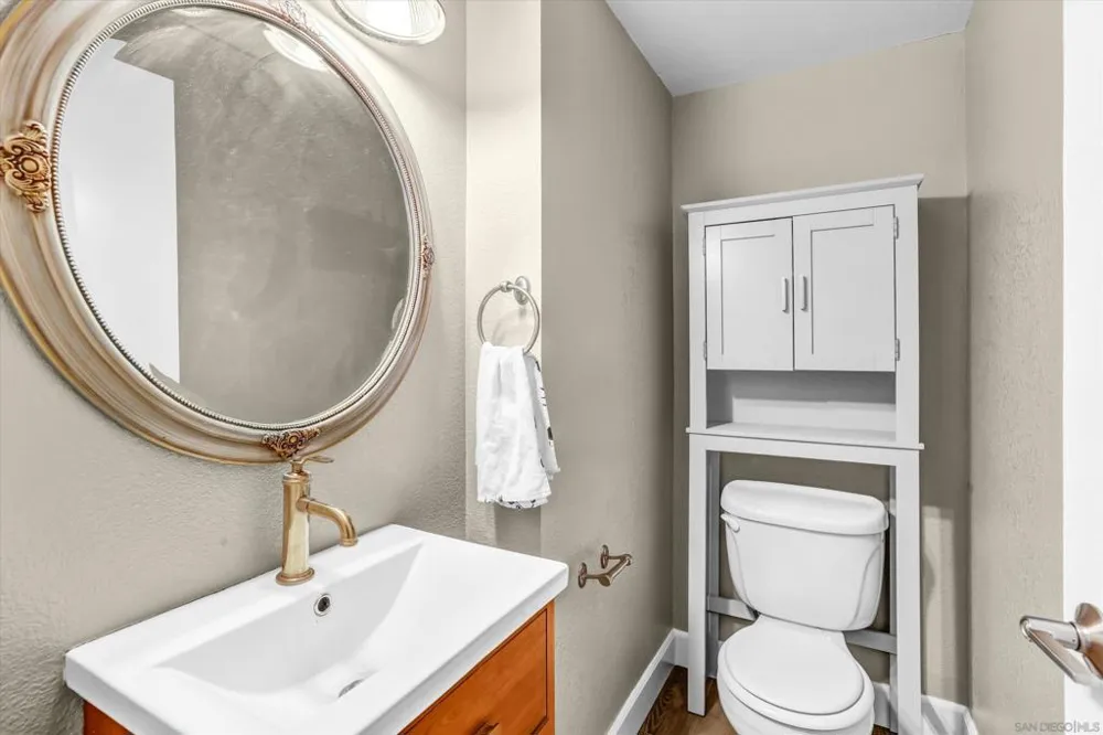 4050 La Jolla Village Drive La Jolla, CA 92037