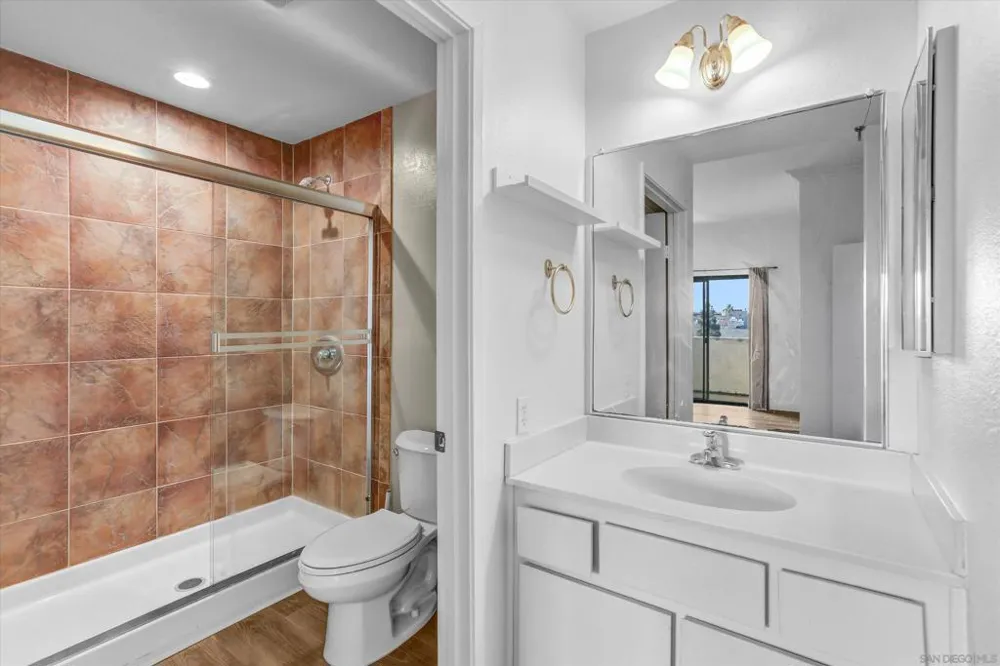 4050 La Jolla Village Drive La Jolla, CA 92037