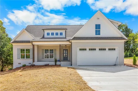 158 Beauchamp Oaks Court