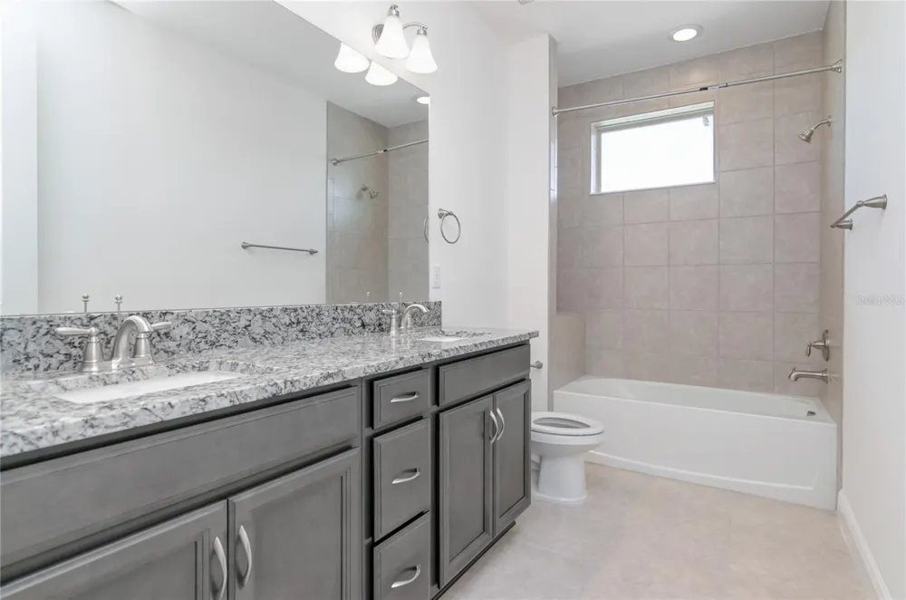 13146 BROMBOROUGH DRIVE Orlando, FL 32832