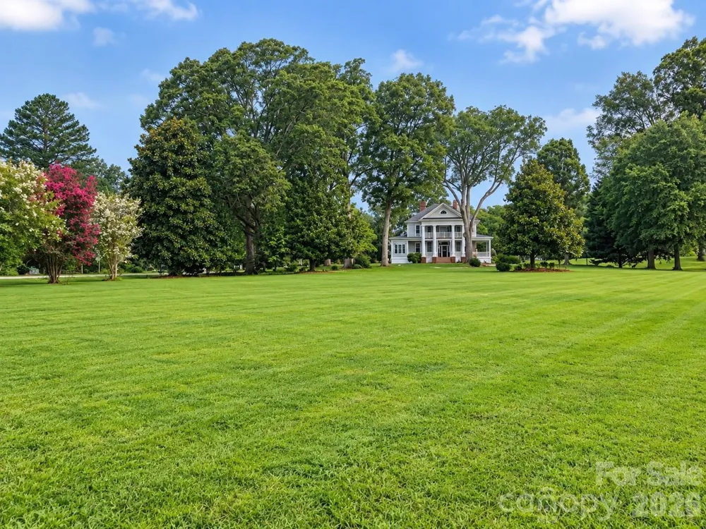 3628 Rainey Avenue Sharon, SC 29742