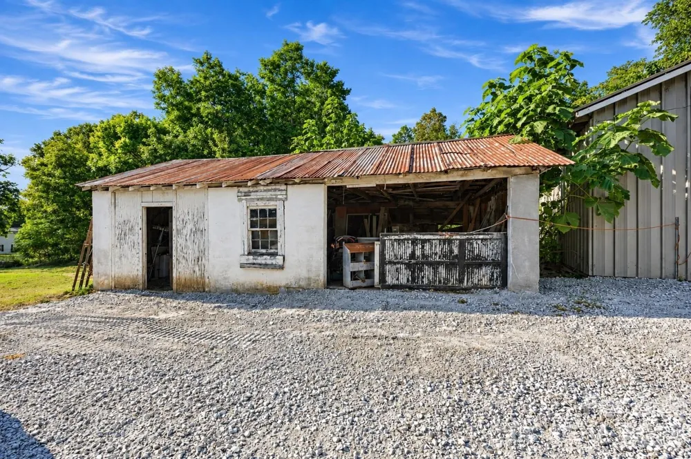 3628 Rainey Avenue Sharon, SC 29742