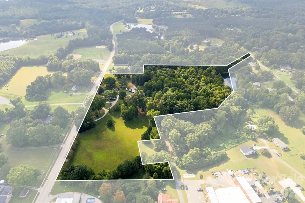 3628 Rainey Avenue Sharon, SC 29742
