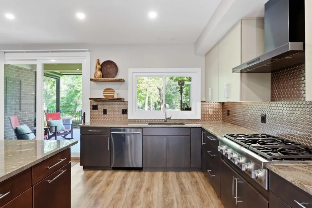 3998 Columns Drive Marietta, GA 30067