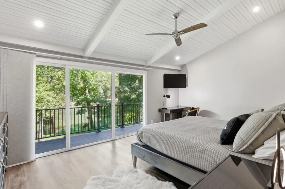 3998 Columns Drive Marietta, GA 30067