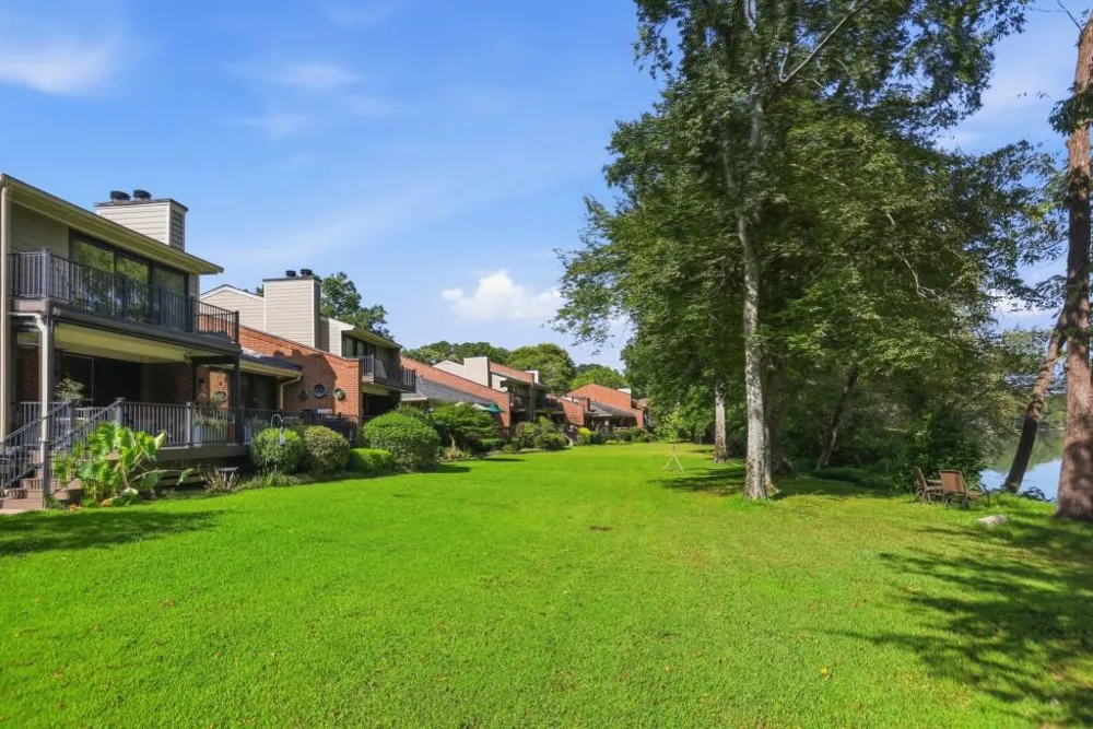 3998 Columns Drive Marietta, GA 30067