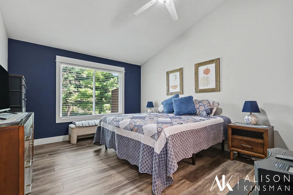3861 Old Elm Drive SE Kentwood City, MI 49512