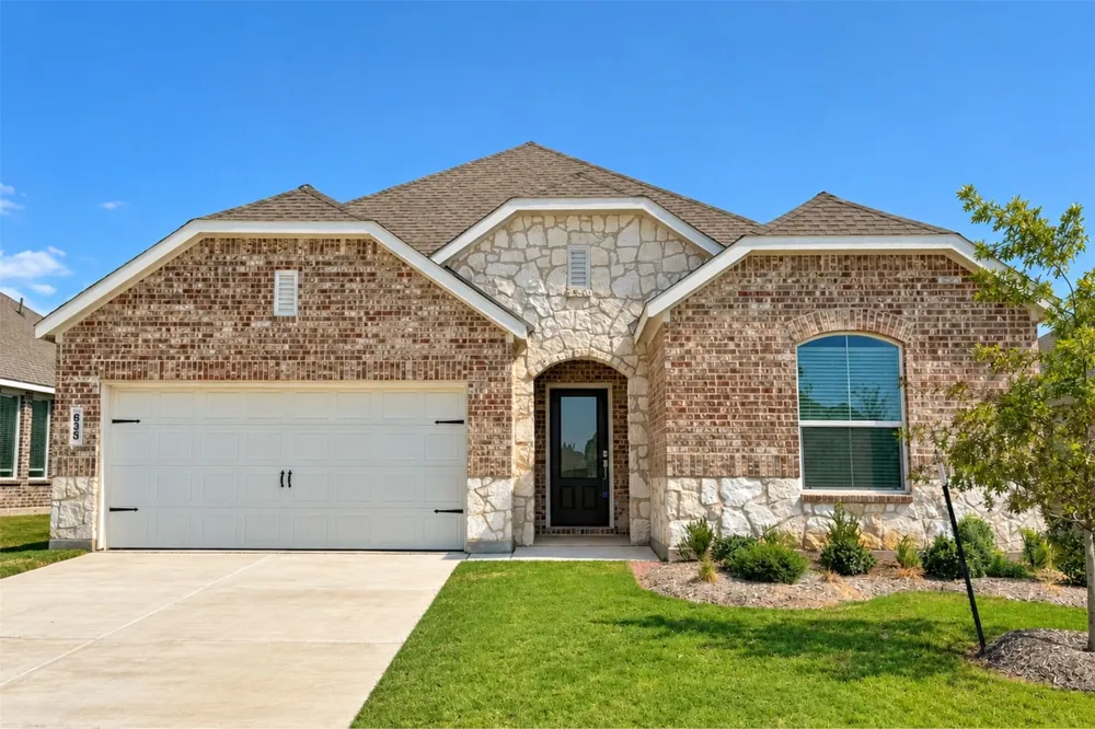 635 Stud Drive Aubrey, TX 76227