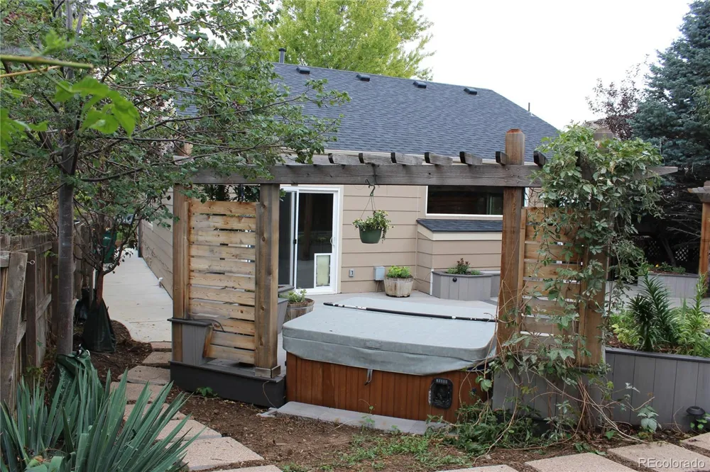 21539 E Crestridge Place Centennial, CO 80015