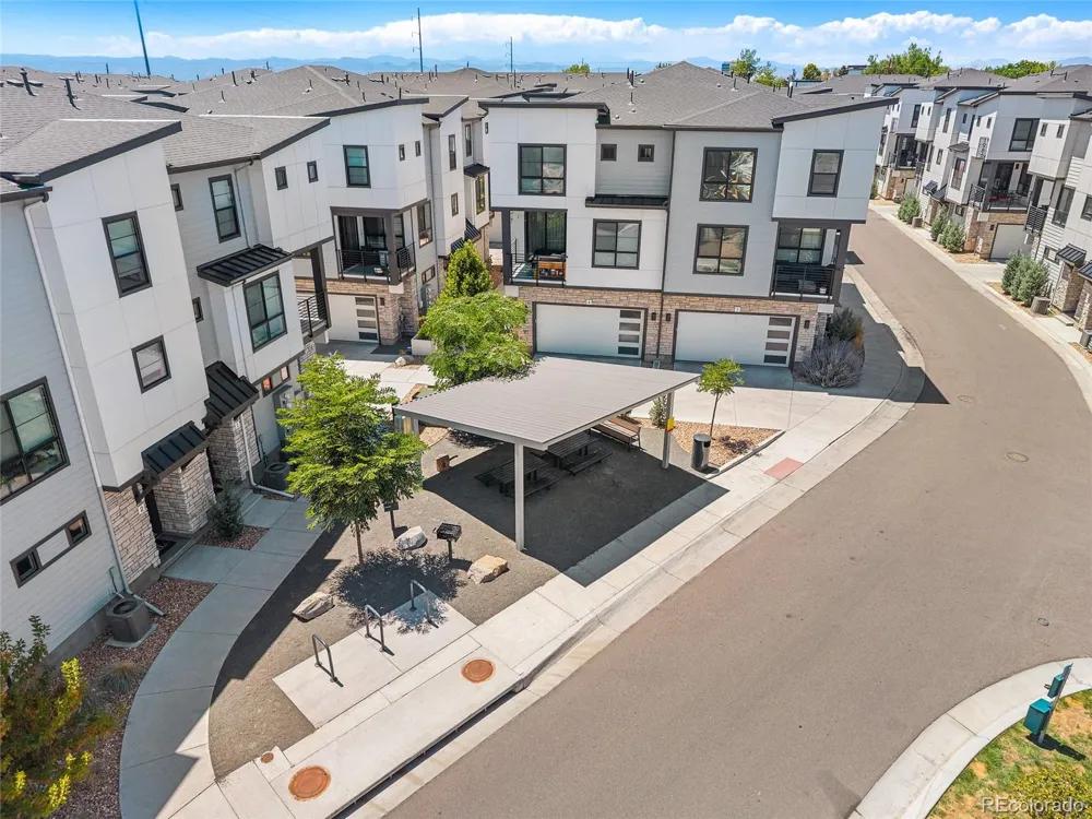 2078 S Holly Street #4 Denver, CO 80222