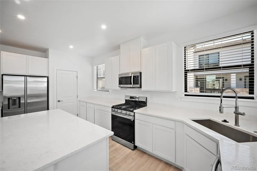 2078 S Holly Street #4 Denver, CO 80222
