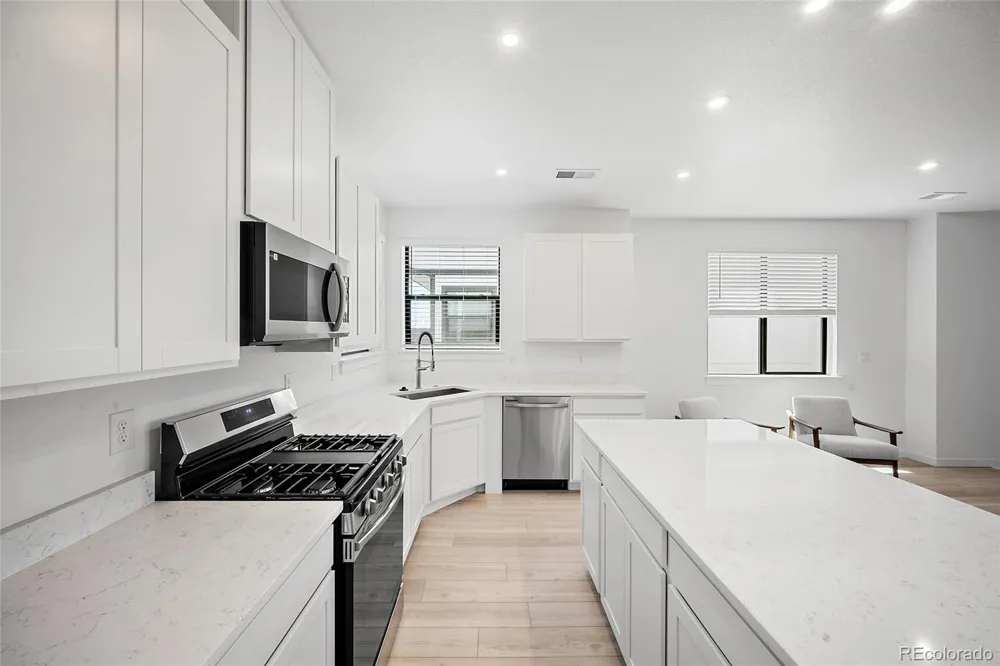 2078 S Holly Street #4 Denver, CO 80222