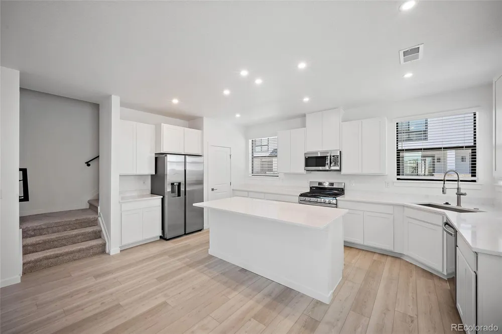 2078 S Holly Street #4 Denver, CO 80222