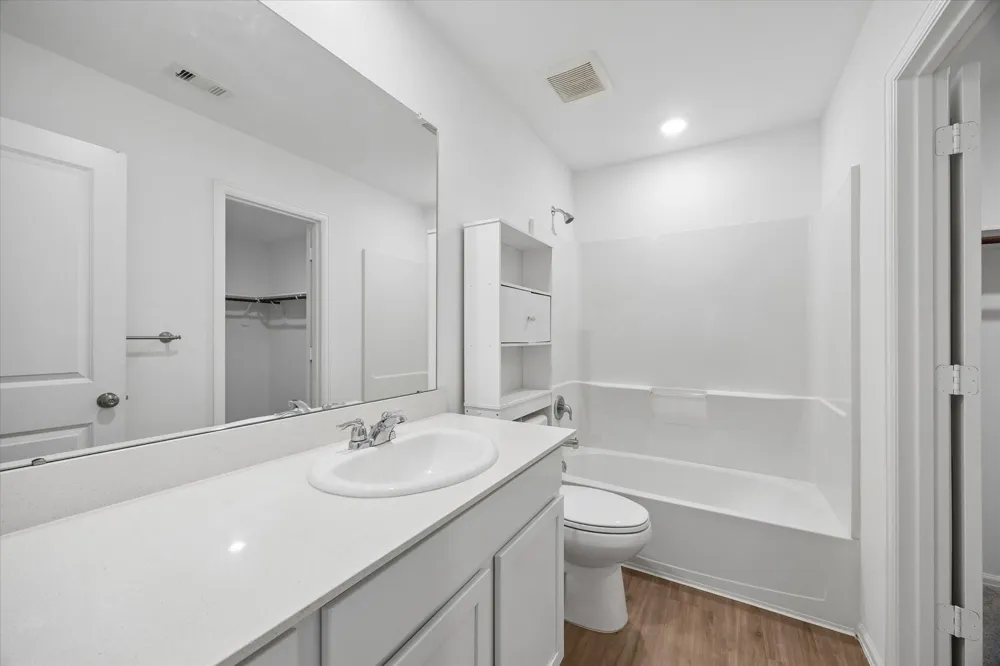 328 Riverwood Village Lane Sealy, TX 77474