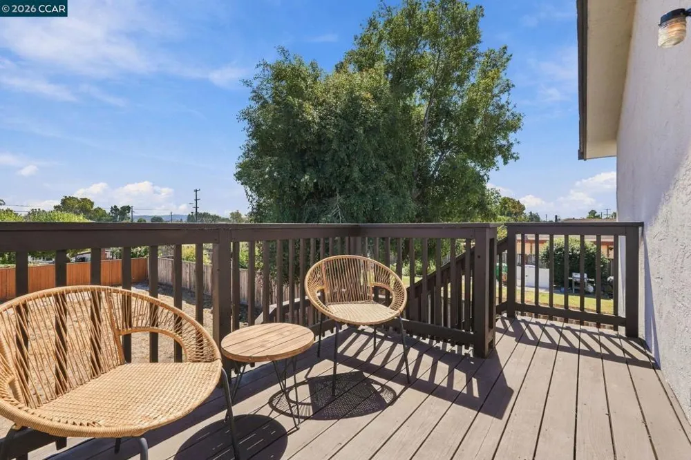 15326 Farnsworth St San Leandro, CA 94579