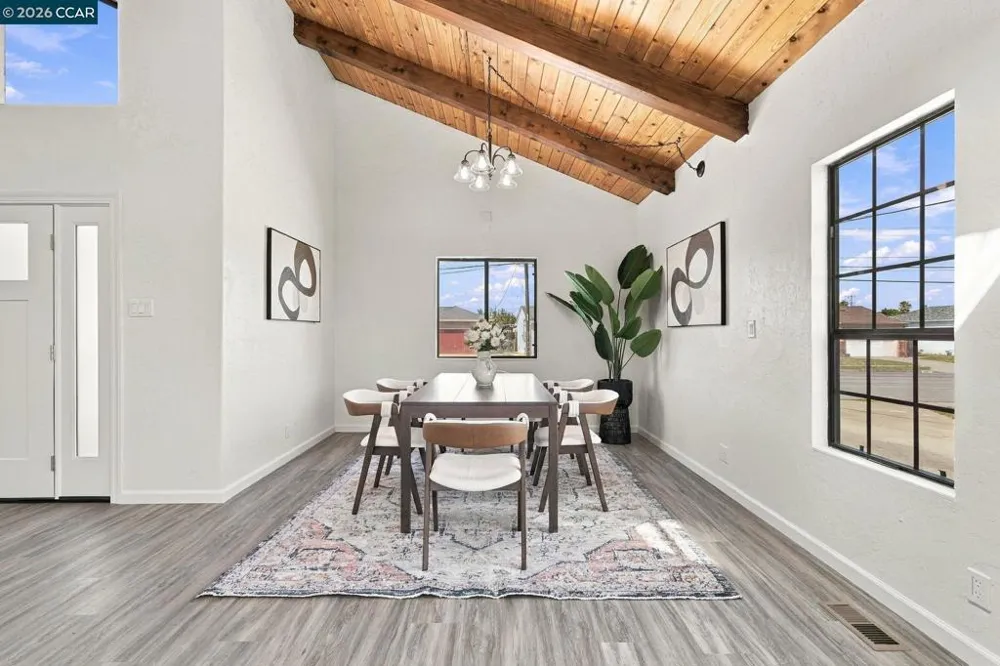 15326 Farnsworth St San Leandro, CA 94579