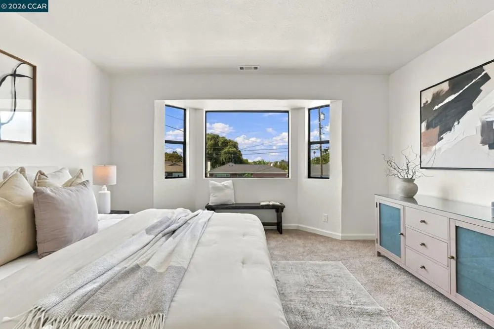 15326 Farnsworth St San Leandro, CA 94579
