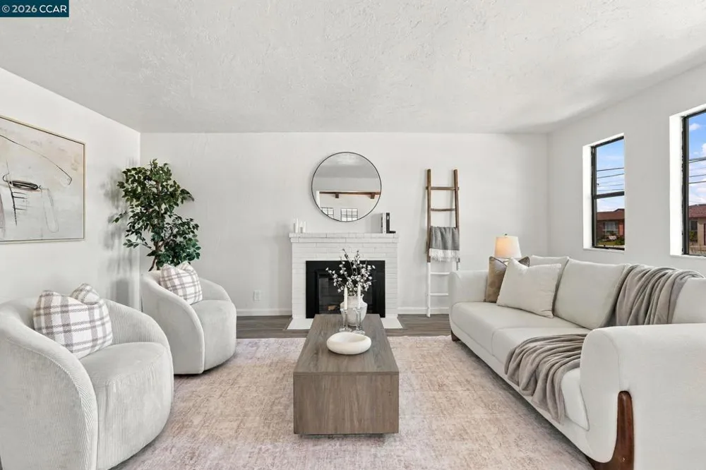 15326 Farnsworth St San Leandro, CA 94579