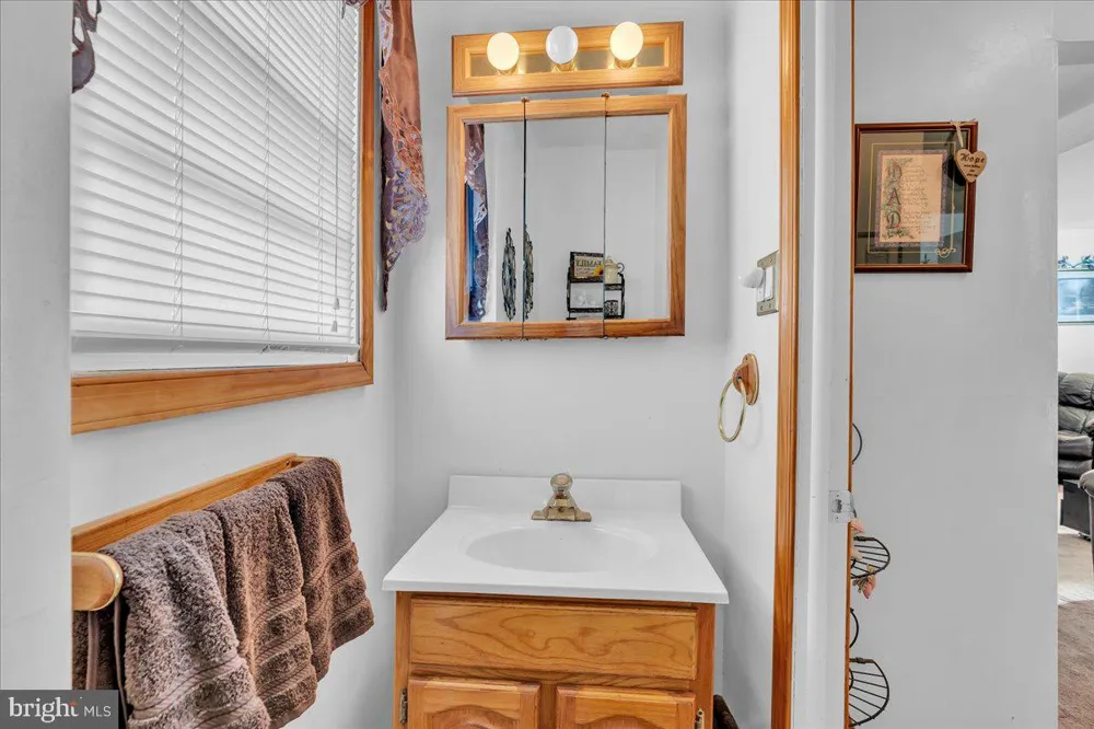 318 S CUMMINGS AVENUE Glassboro, NJ 08028