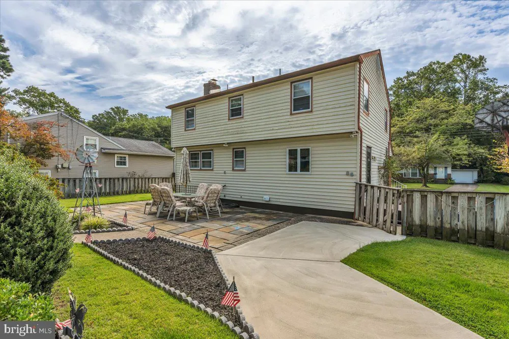 318 S CUMMINGS AVENUE Glassboro, NJ 08028
