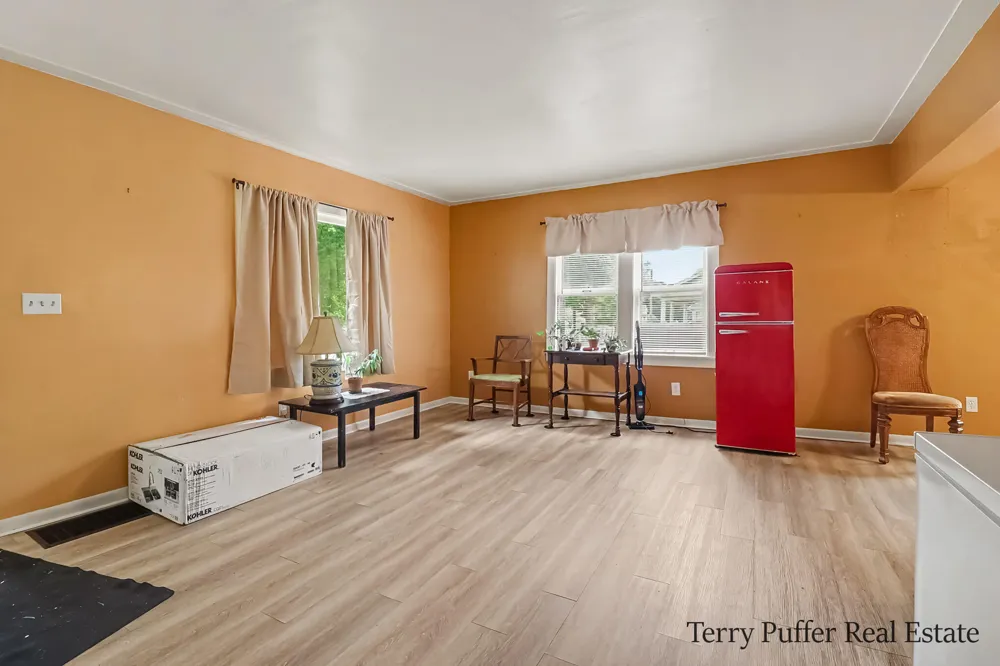 1187 Washington Avenue Muskegon, MI 49441