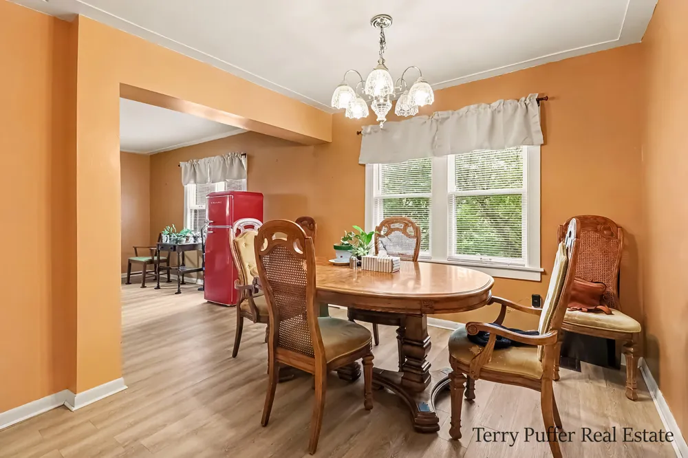 1187 Washington Avenue Muskegon, MI 49441