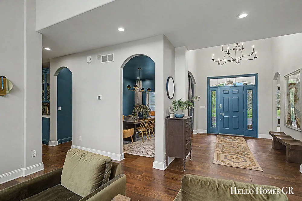 5327 Canyon River Drive NE Ada, MI 49301