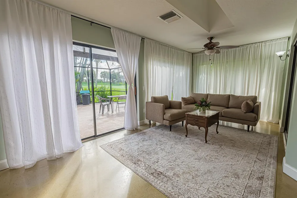 463 SW Jefferson Circle Port St. Lucie, FL 34986
