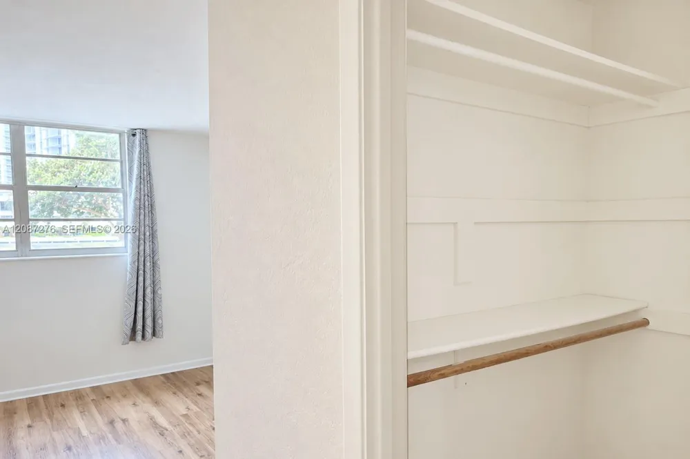 19390 Collins Ave #119 Sunny Isles Beach, FL 33160