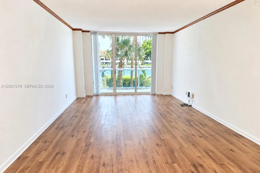 19390 Collins Ave #119 Sunny Isles Beach, FL 33160