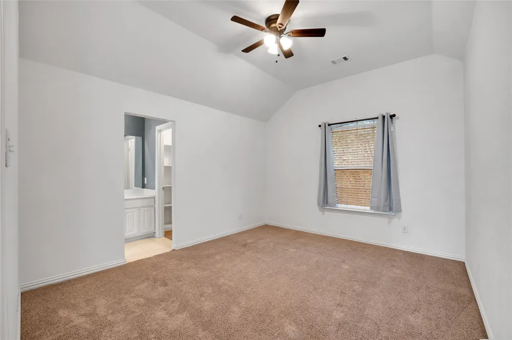 2106 Hillside Drive Rowlett, TX 75088