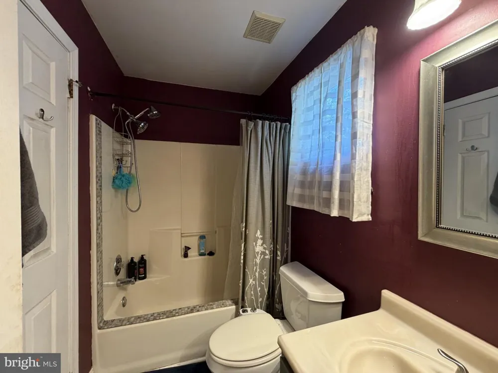 43 WILSON DRIVE Sicklerville, NJ 08081