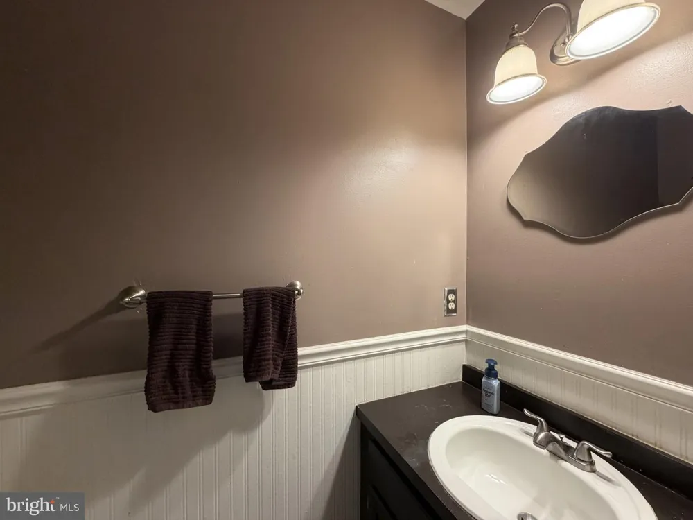43 WILSON DRIVE Sicklerville, NJ 08081