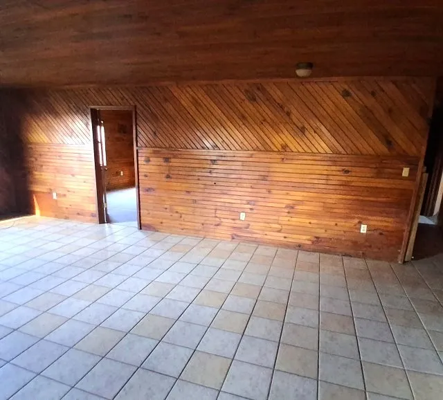 6610 Old Broken Bow Hwy Broken Bow, OK 74728